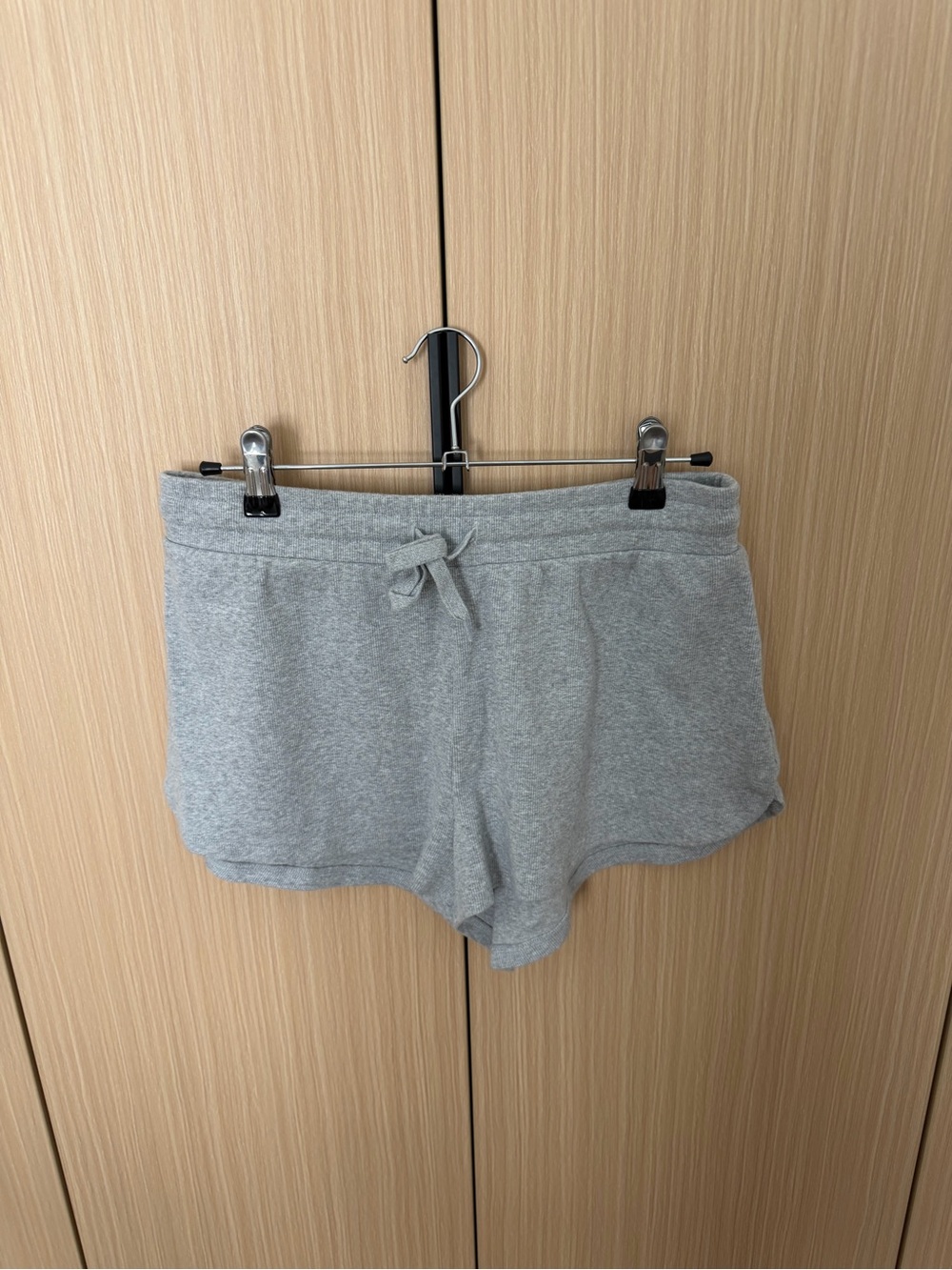 Aritzia Light Gray Casual Drawstring Lounge Shorts